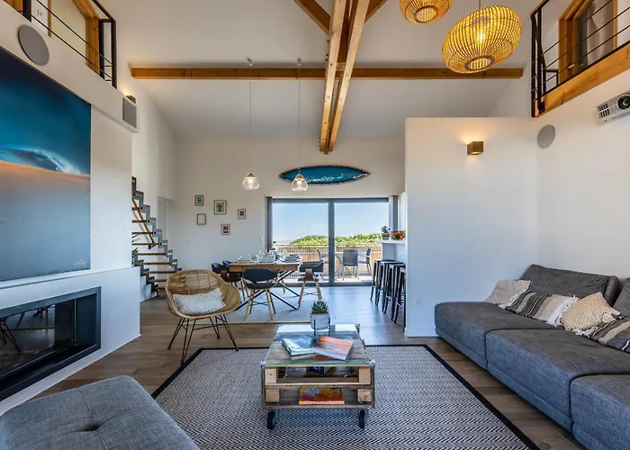 Oceana Vue Exceptionnelle Sur L'ocean, Standing, Front De Mer. *