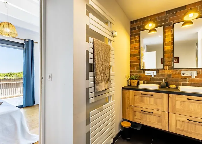 Oceana Vue Exceptionnelle Sur L'ocean, Standing, Front De Mer. * Ondres