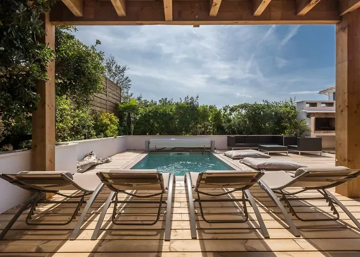 Villa Oceana Vue Exceptionnelle Sur L'ocean, Standing, Front De Mer. *