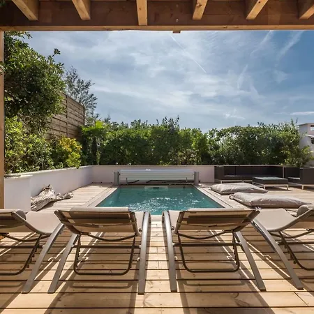 Villa Oceana Vue Exceptionnelle Sur L'ocean, Standing, Front De Mer. *